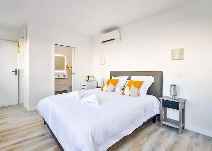 Design Pres Du Metro Montrouge
